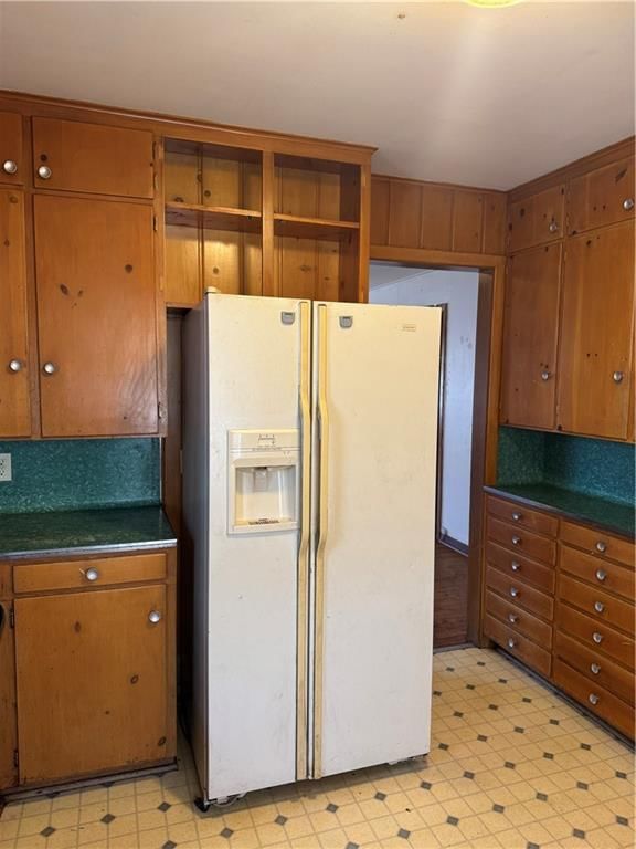 215 S Crawford Street — photo 22