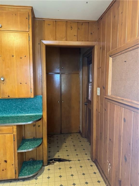 215 S Crawford Street — photo 24