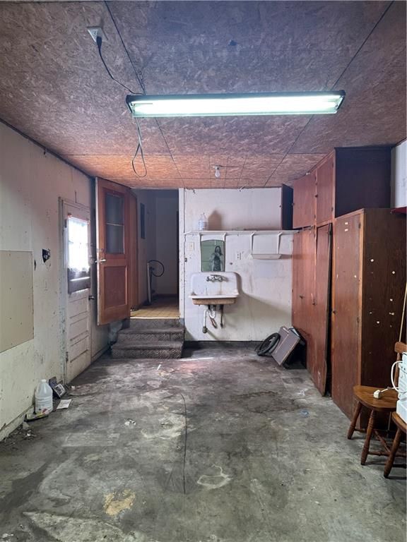 215 S Crawford Street — photo 28
