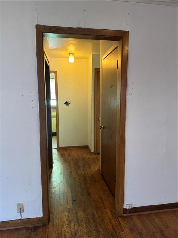 215 S Crawford Street — photo 8