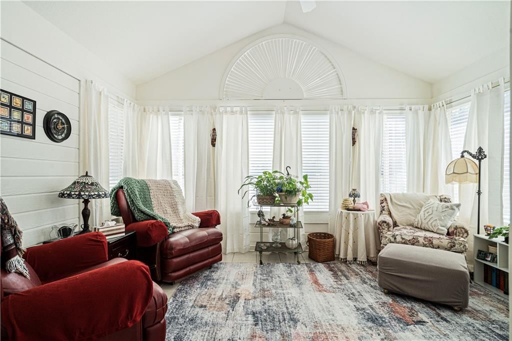 6105 NE Kensington Drive — photo 11