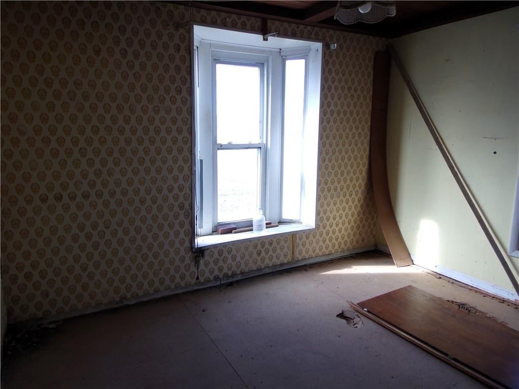 402 Walnut Street — photo 13