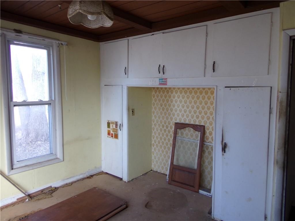 402 Walnut Street — photo 14