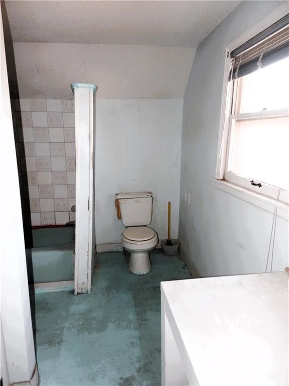 402 Walnut Street — photo 27