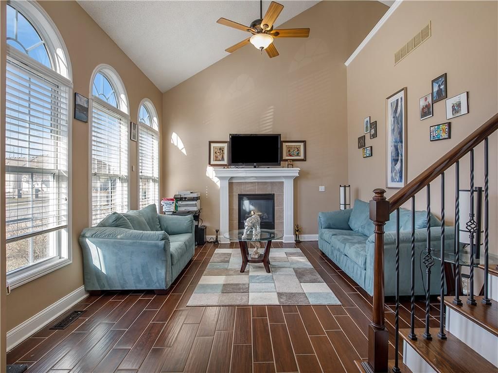 8643 N Mersington Avenue — photo 11