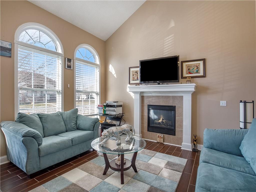 8643 N Mersington Avenue — photo 8