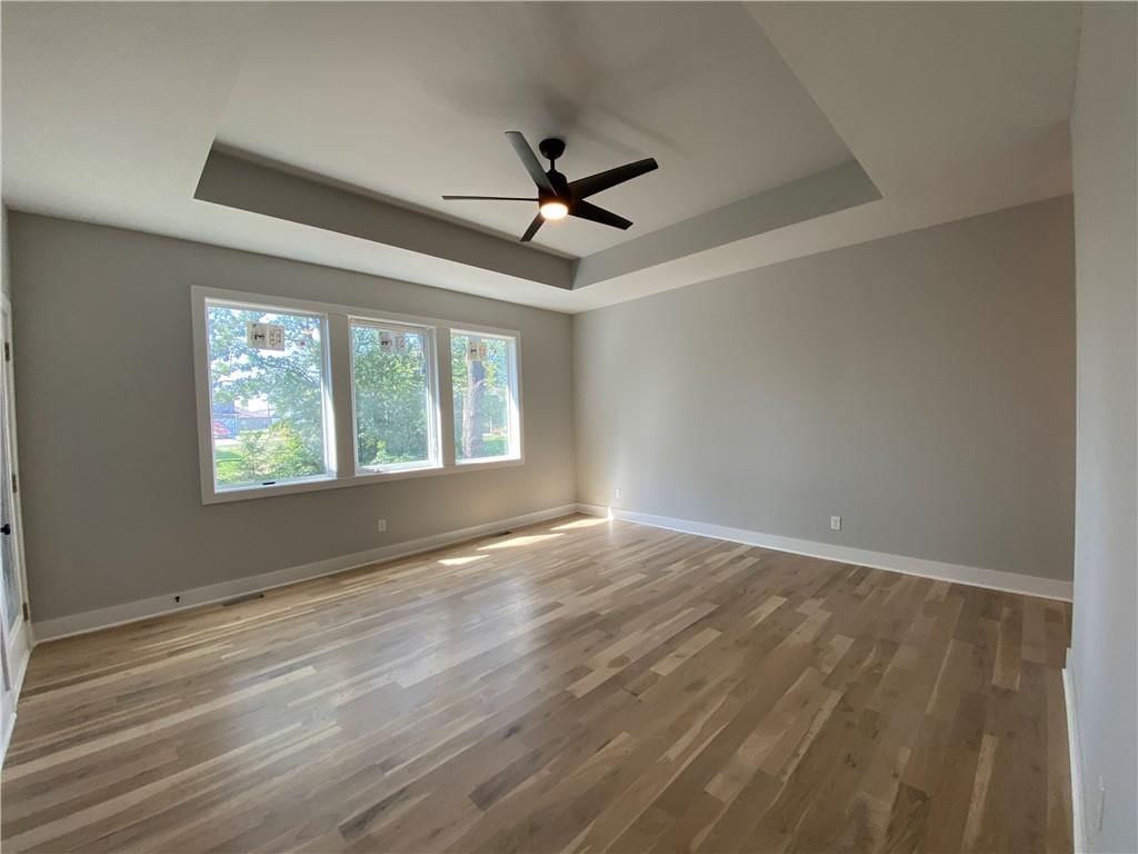 22699 W 87th Street — photo 18