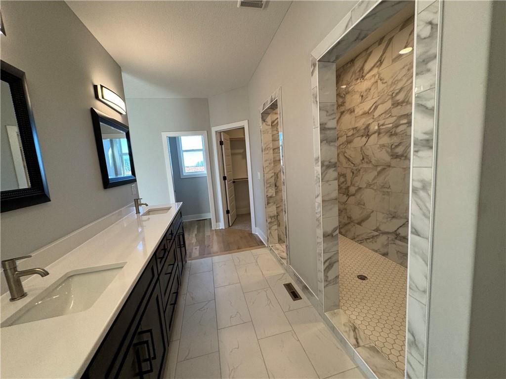 22699 W 87th Street — photo 21