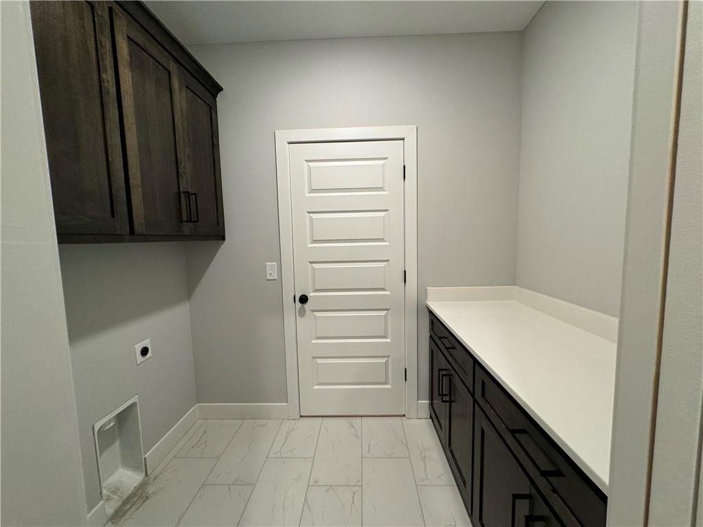 22699 W 87th Street — photo 44