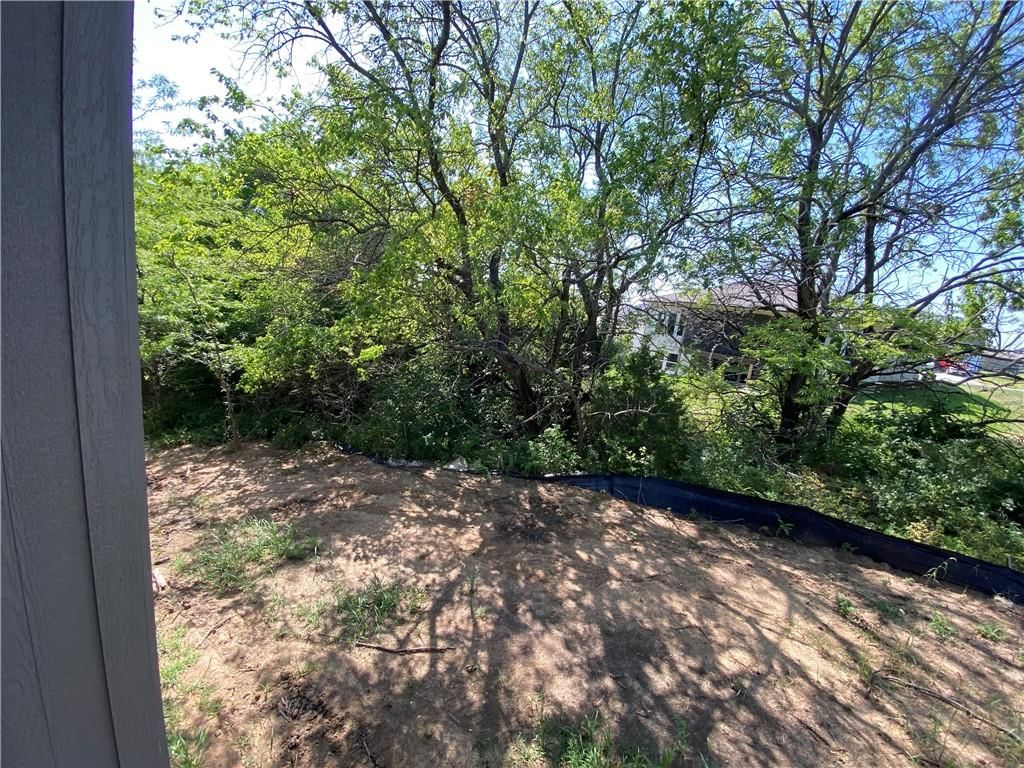 22699 W 87th Street — photo 9