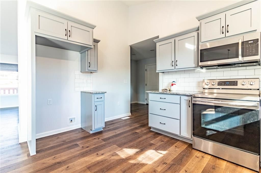 510 Christopher Street — photo 13