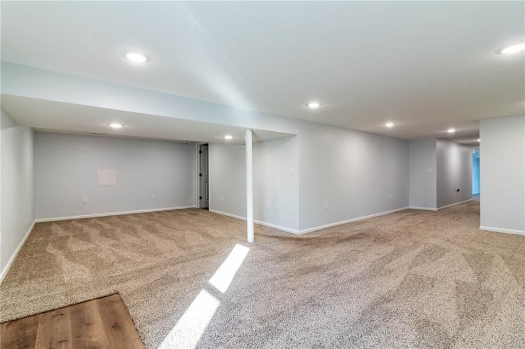 510 Christopher Street — photo 35