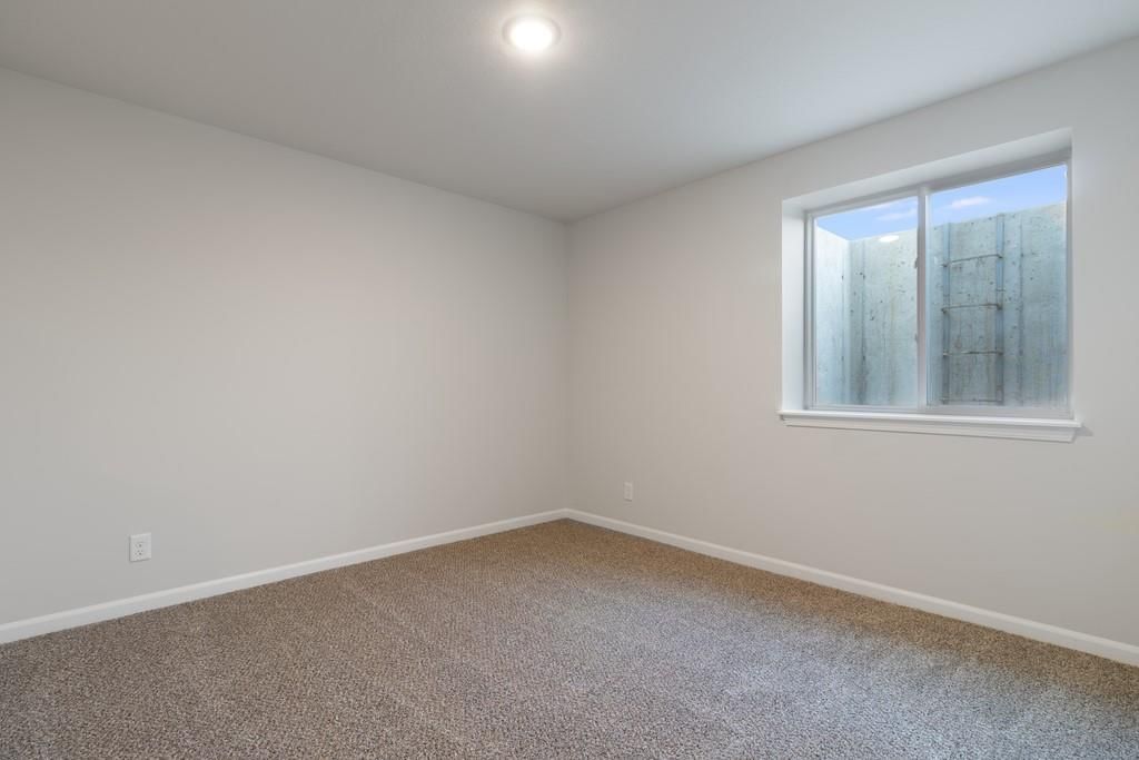 2106 Creek View Lane — photo 30