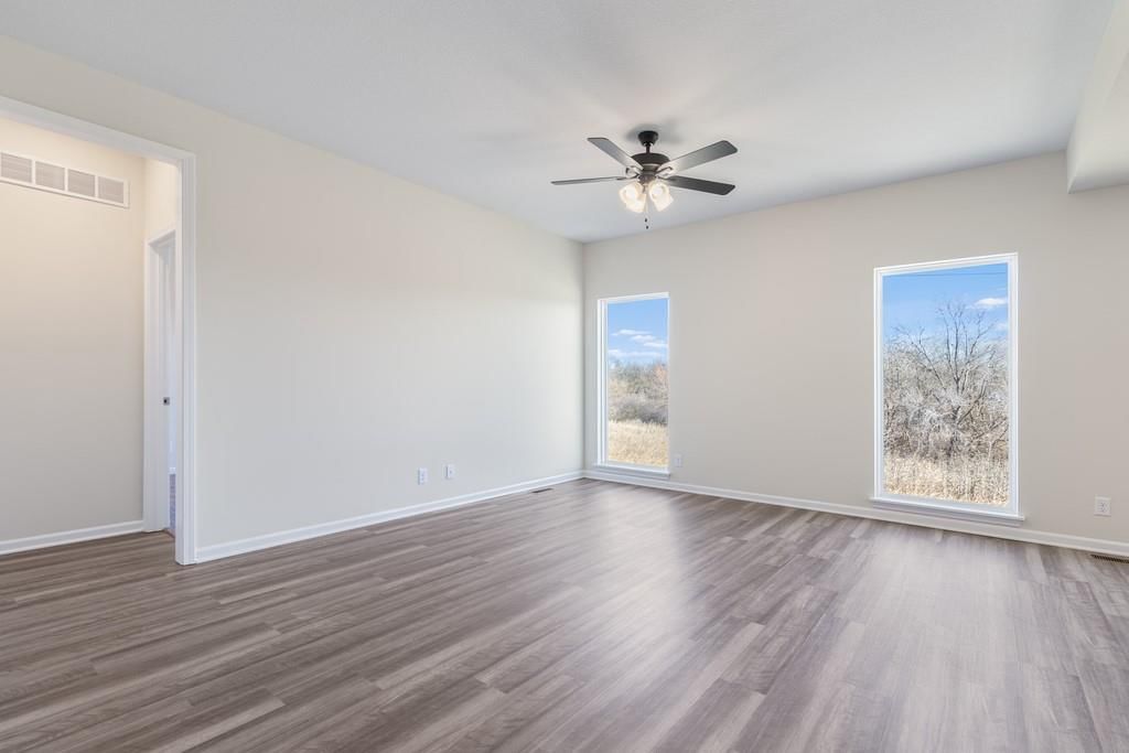 2106 Creek View Lane — photo 4