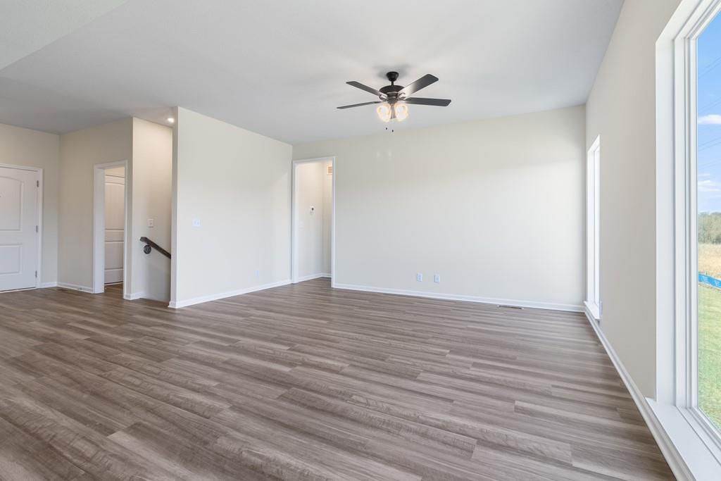 2106 Creek View Lane — photo 5