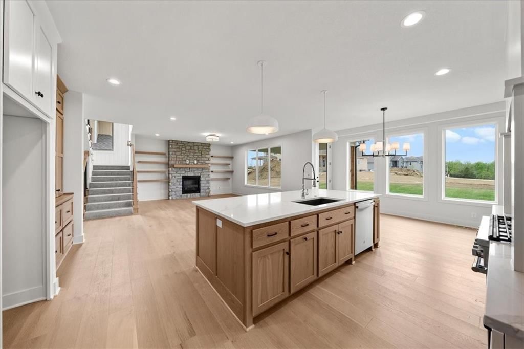 8012 Brockway Street — photo 11
