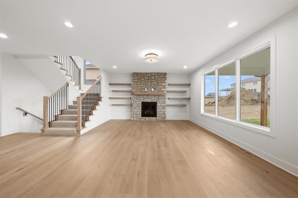 8012 Brockway Street — photo 15