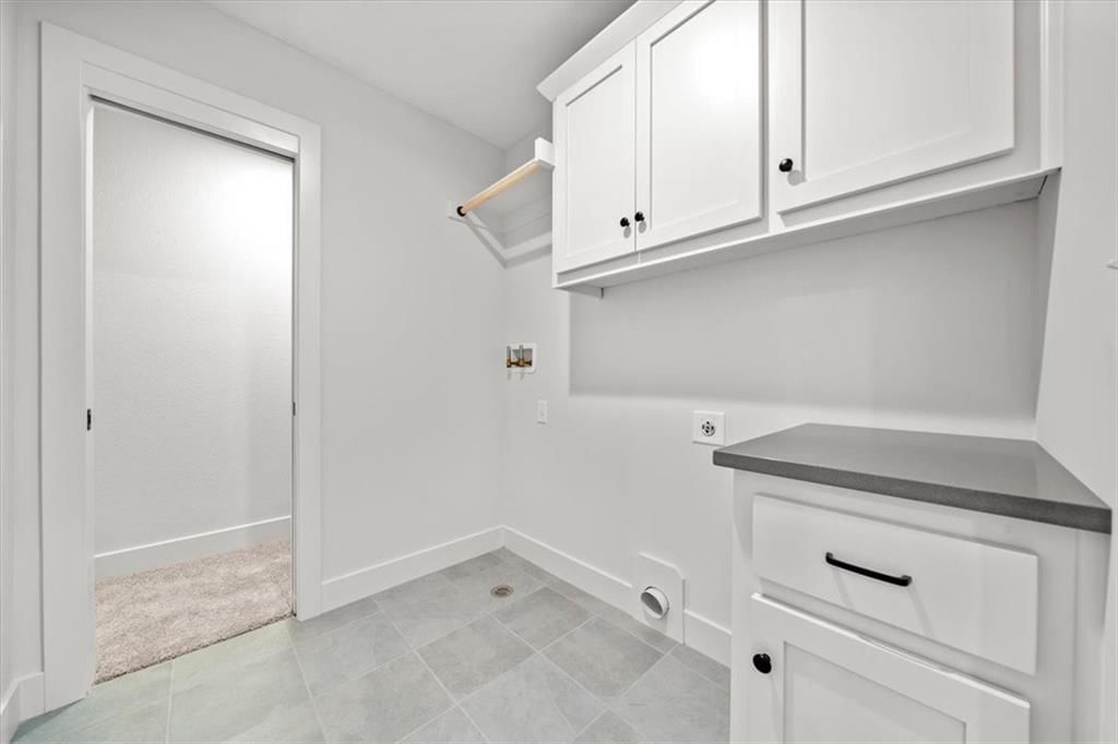 8012 Brockway Street — photo 28