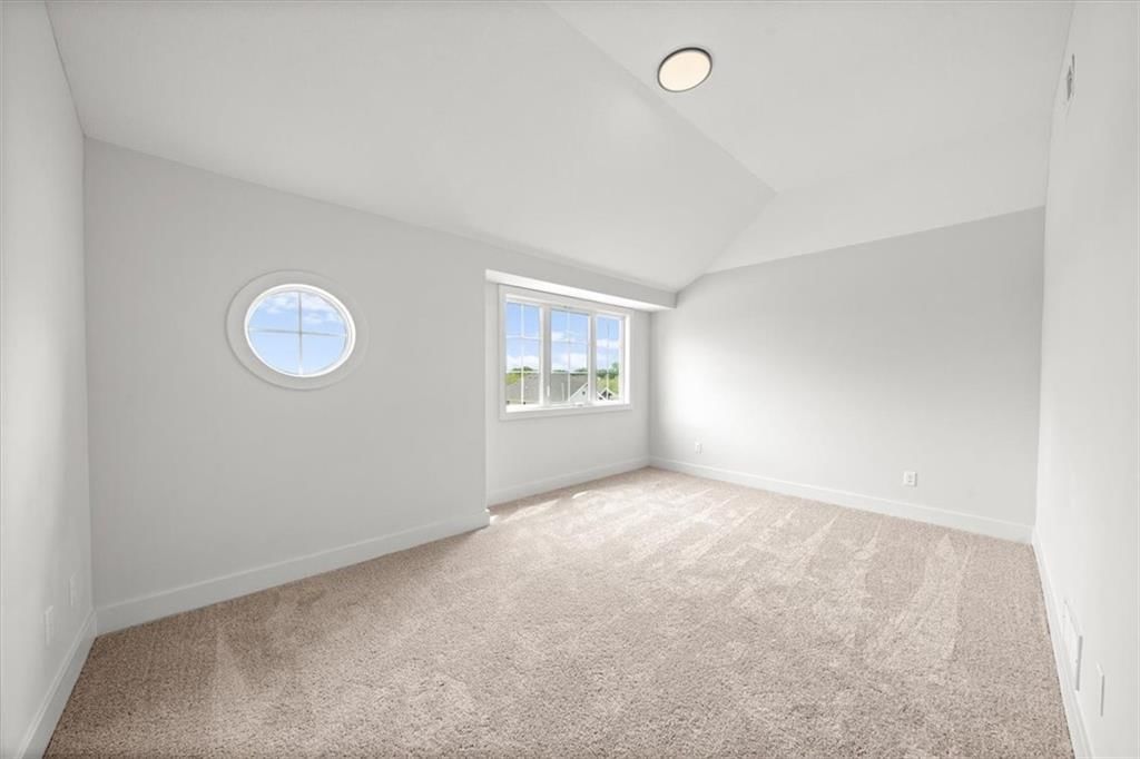 8012 Brockway Street — photo 35