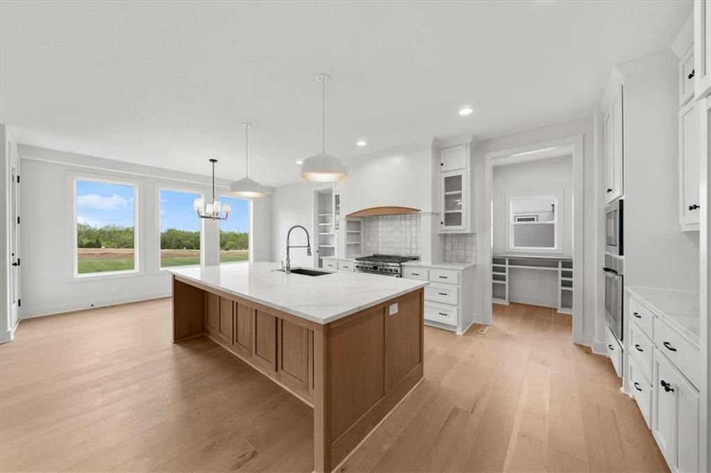 8012 Brockway Street — photo 8