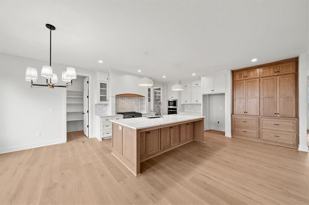 8012 Brockway Street — photo 10