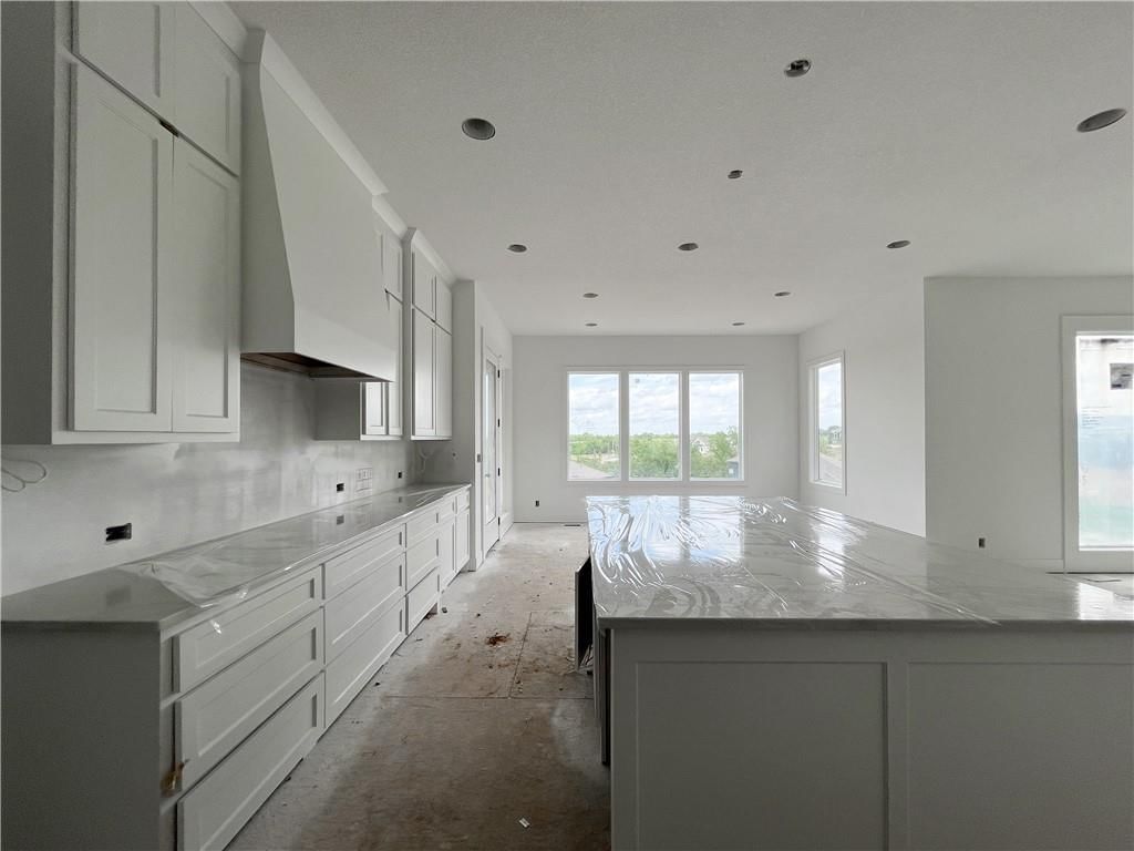8015 Brockway Street — photo 15