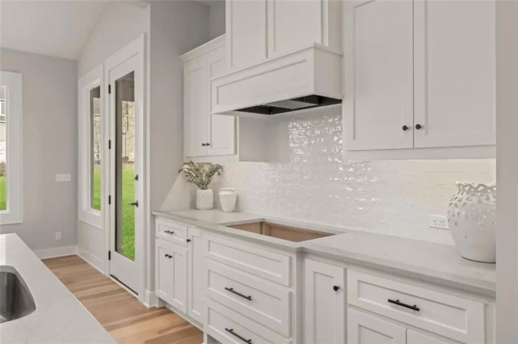 8015 Brockway Street — photo 20