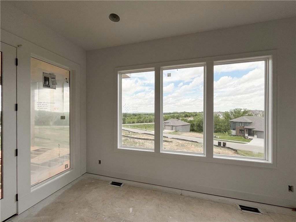 8015 Brockway Street — photo 25
