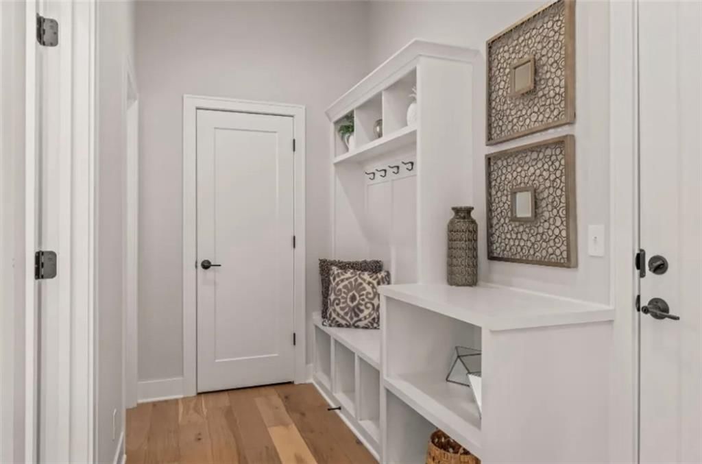 8015 Brockway Street — photo 38
