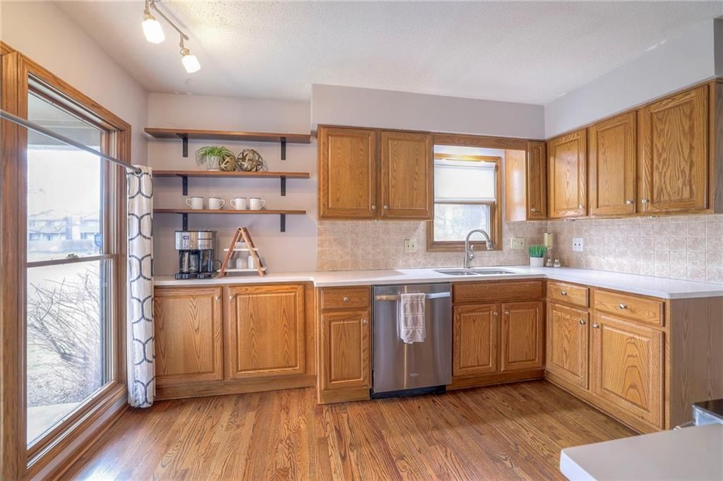 10238 Robinson Street — photo 13