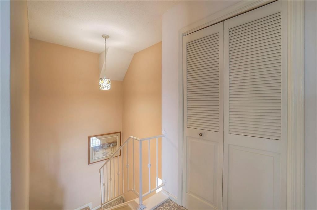 10238 Robinson Street — photo 18