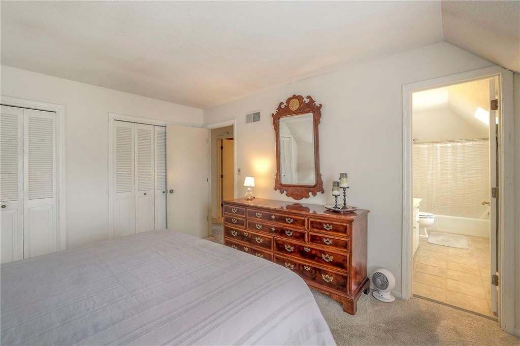 10238 Robinson Street — photo 21