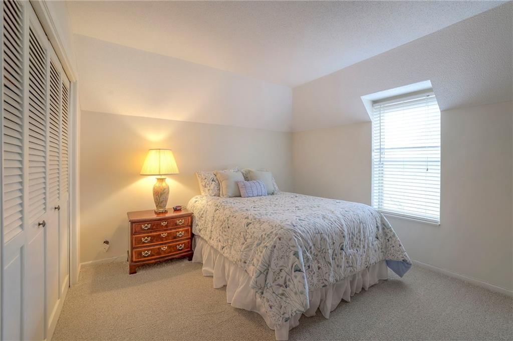 10238 Robinson Street — photo 23