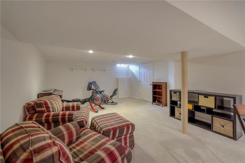 10238 Robinson Street — photo 28