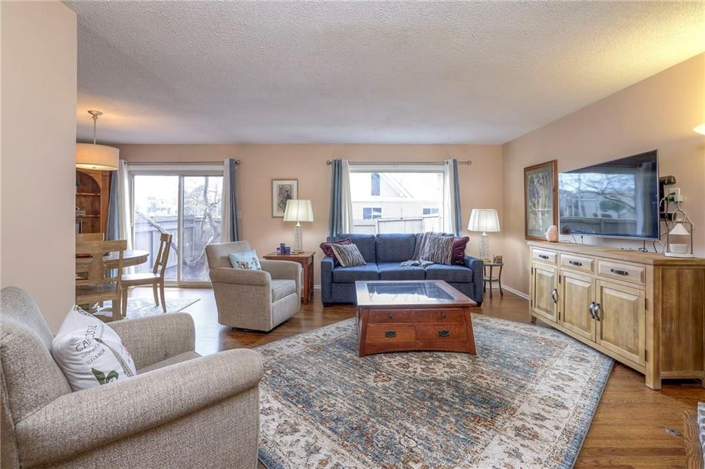 10238 Robinson Street — photo 7
