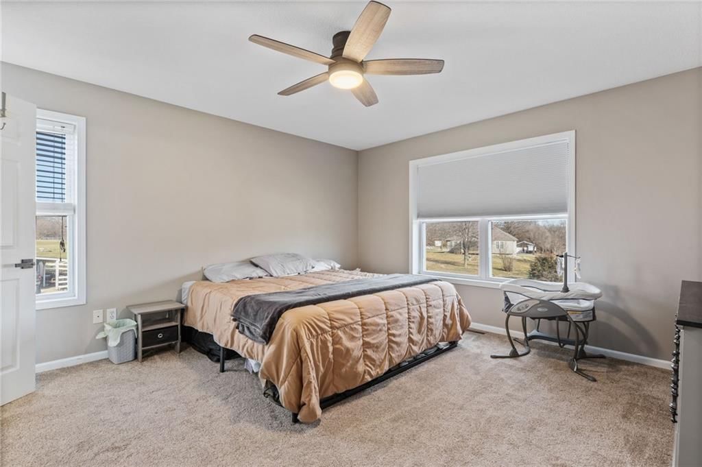 884 Glengera Drive — photo 15