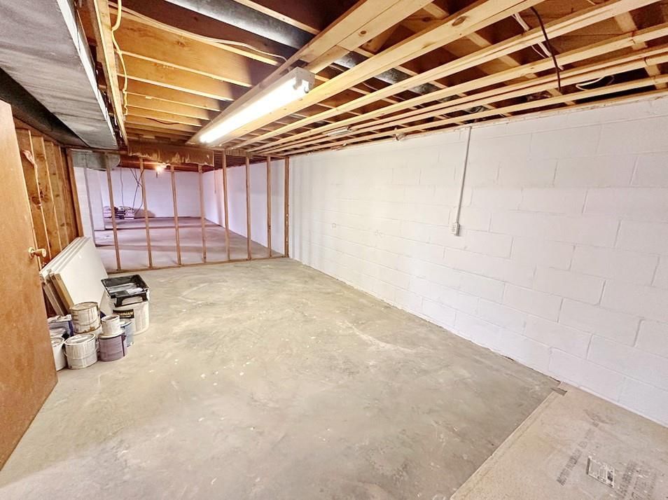 302 S Belisle Street — photo 20