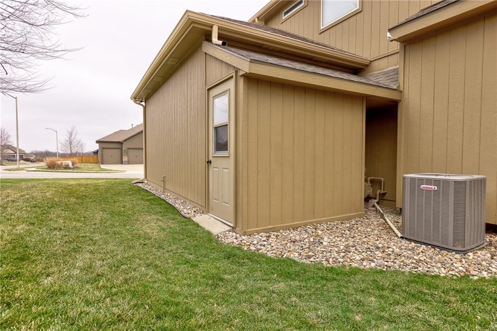 4616 NE 91st Terrace — photo 33