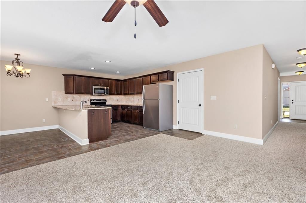 9421 Adrain Avenue — photo 19