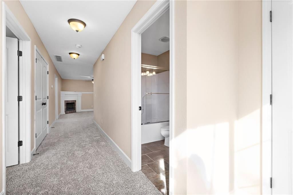 9421 Adrain Avenue — photo 20