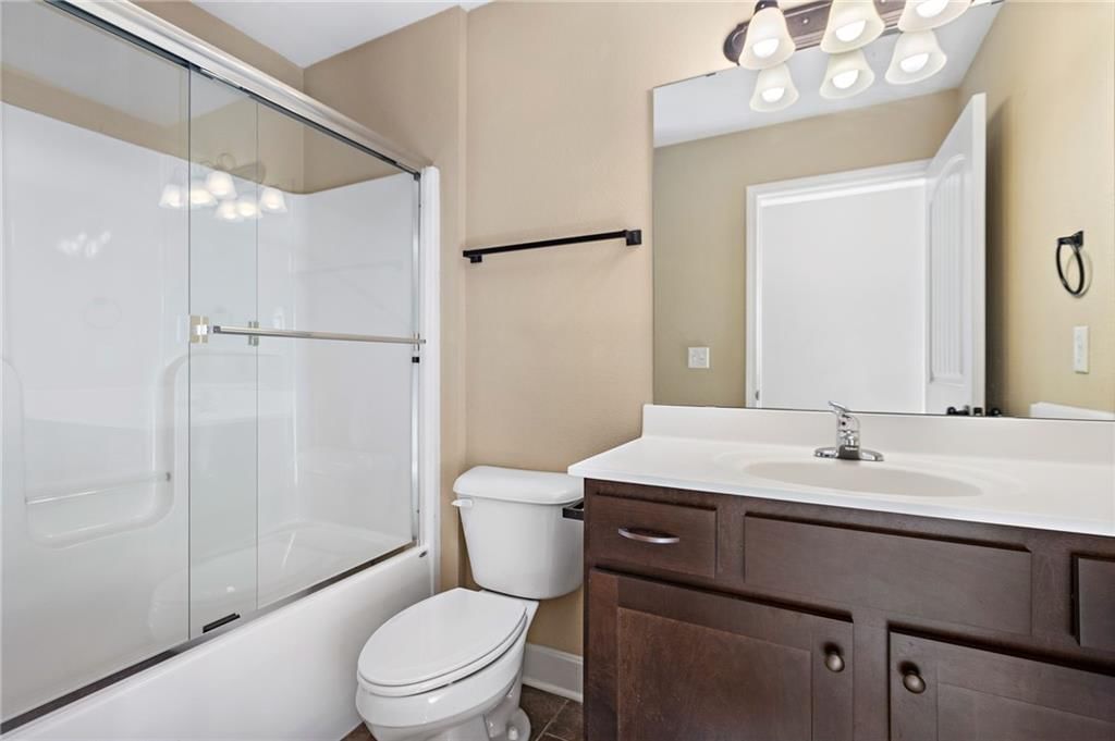 9421 Adrain Avenue — photo 21