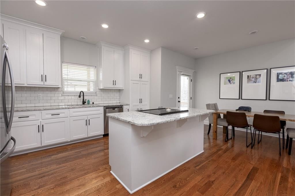 1304 NE 69th Terrace — photo 14