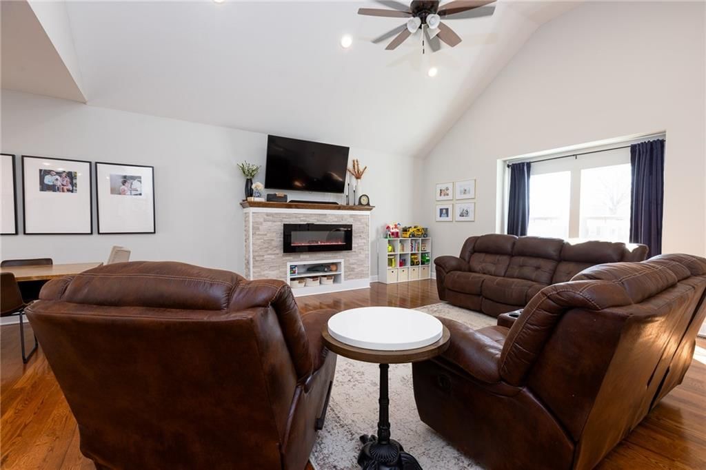 1304 NE 69th Terrace — photo 9