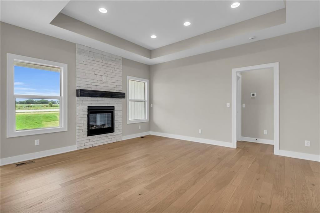 25106 W 177th Terrace — photo 5
