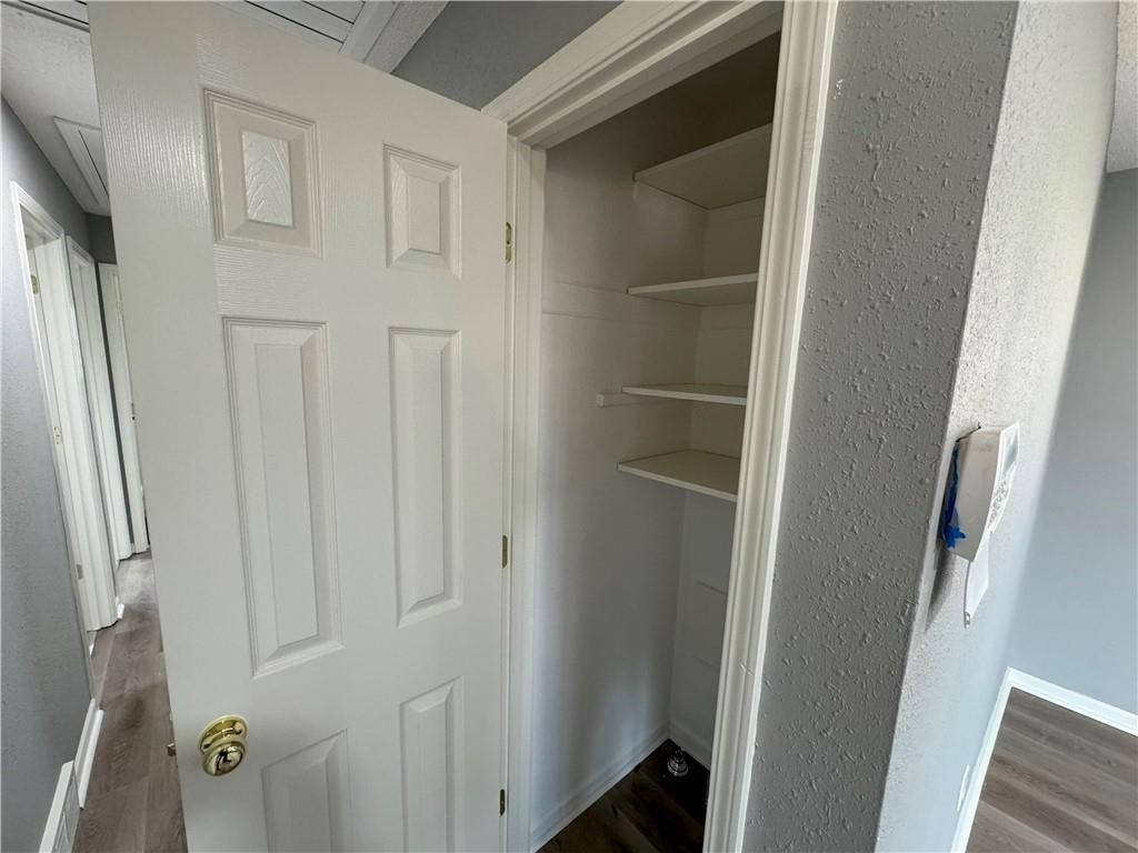 6630 WOOD Avenue — photo 13