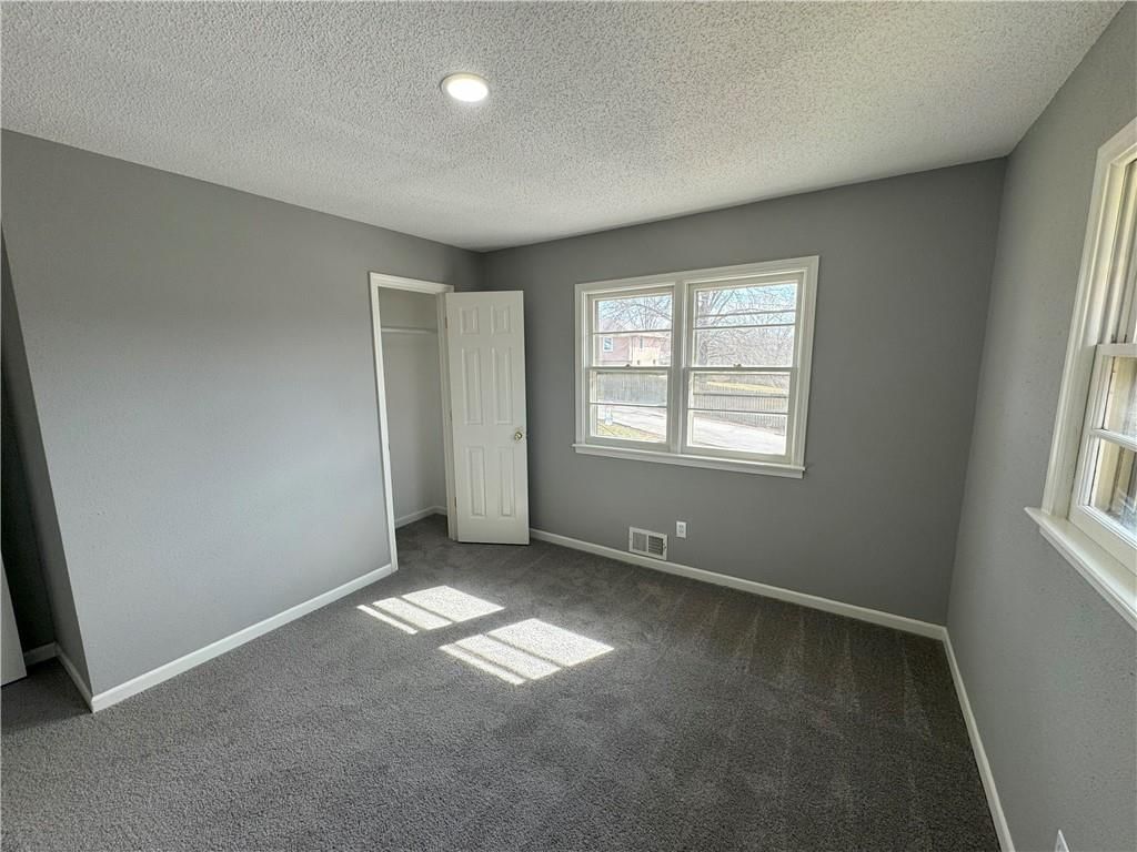 6630 WOOD Avenue — photo 20