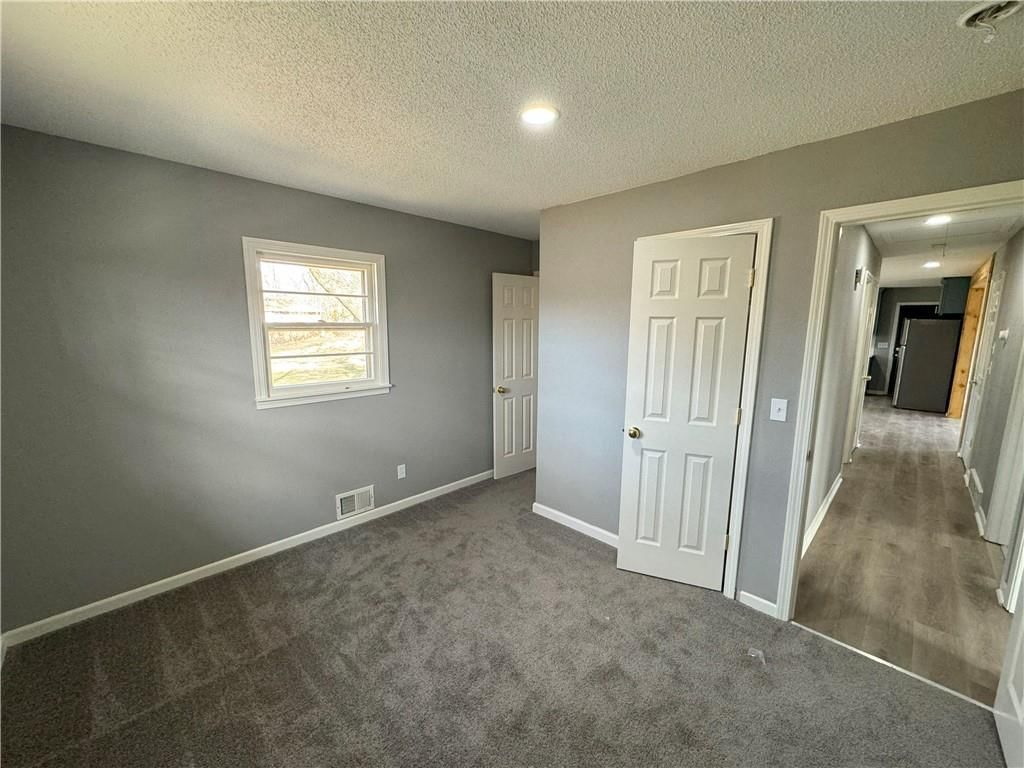 6630 WOOD Avenue — photo 21
