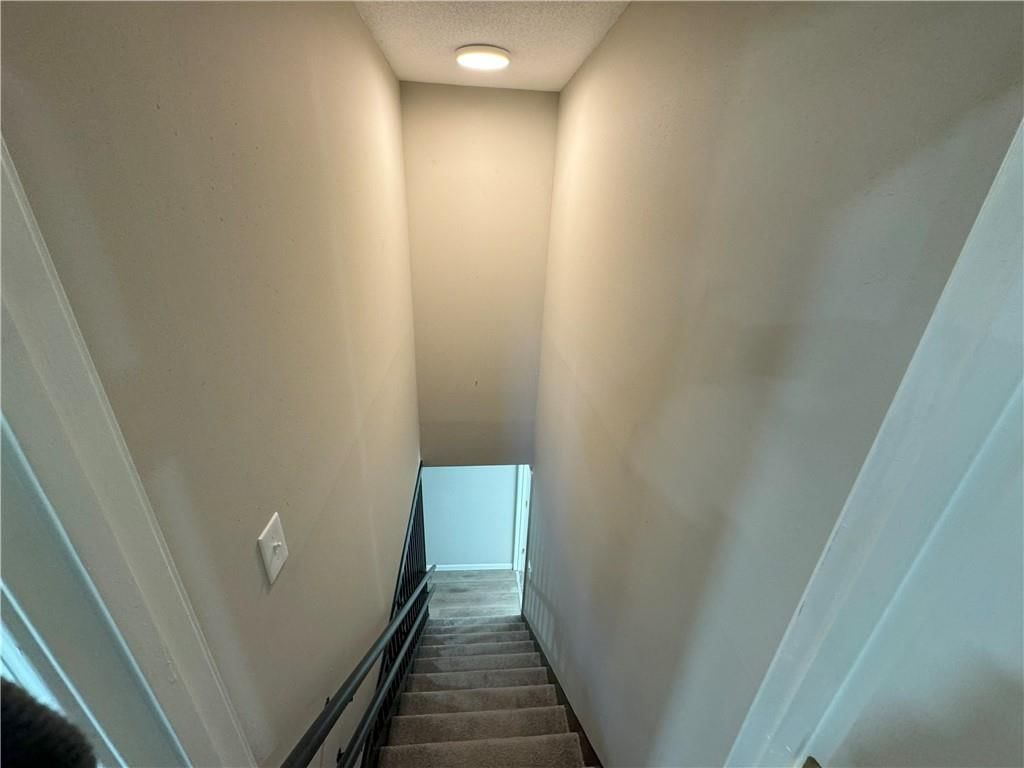 6630 WOOD Avenue — photo 25