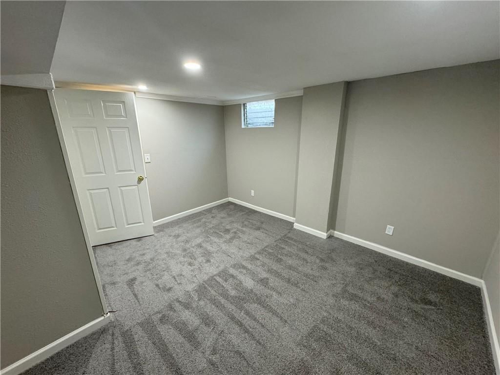 6630 WOOD Avenue — photo 33
