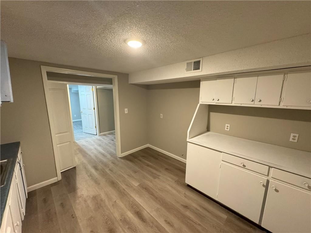 6630 WOOD Avenue — photo 37